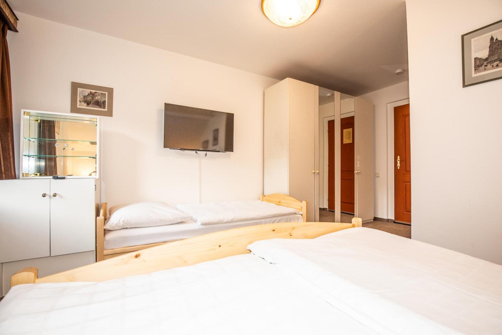 Resort U Jelena Křivoklát Rum bild