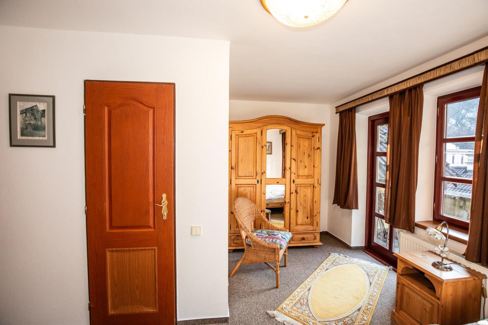 Resort U Jelena Křivoklát Rum bild