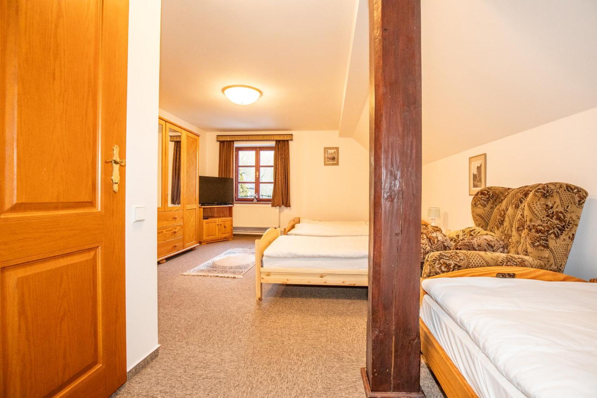Resort U Jelena Křivoklát Rum bild