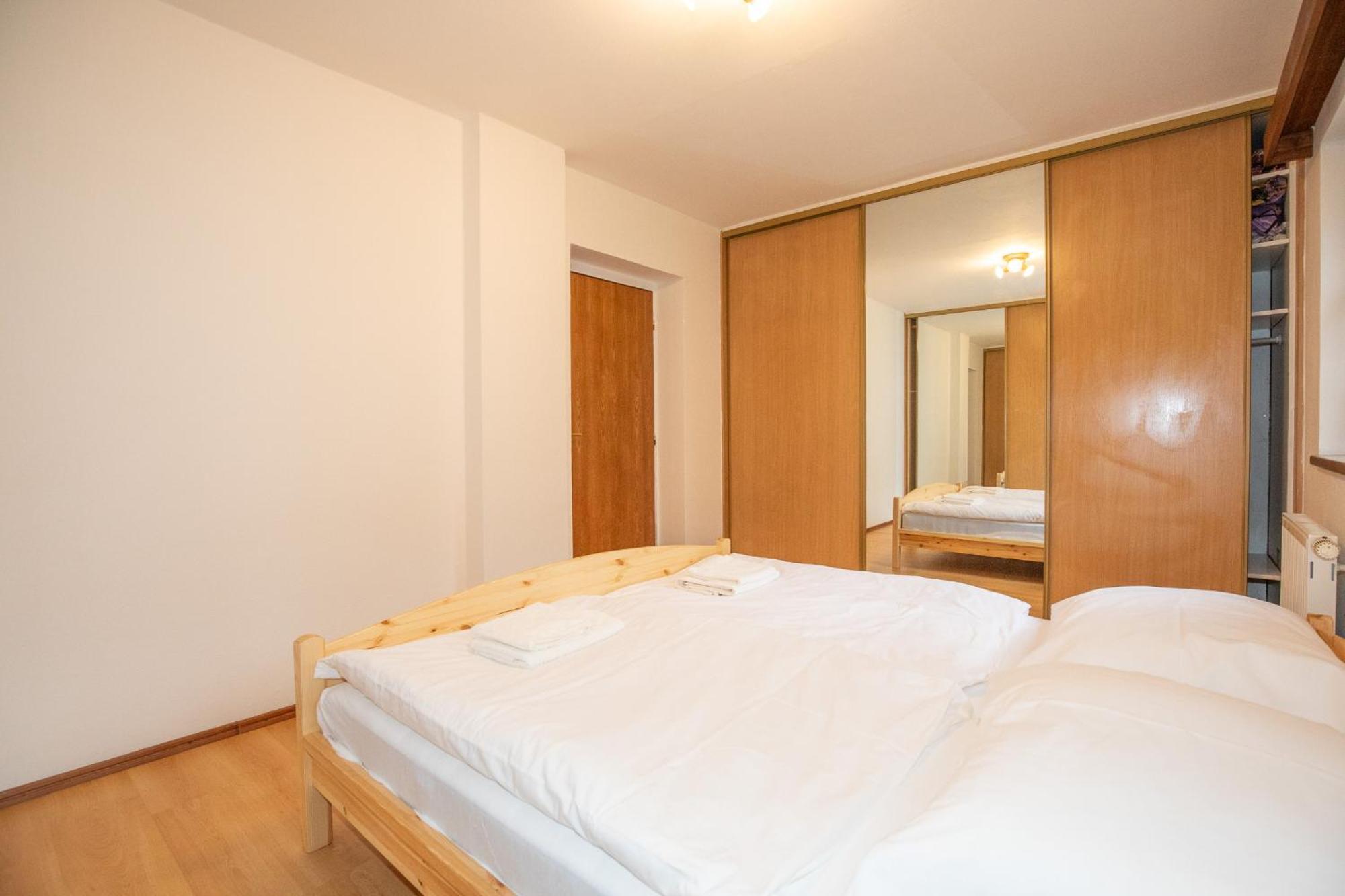 Resort U Jelena Křivoklát Exteriör bild